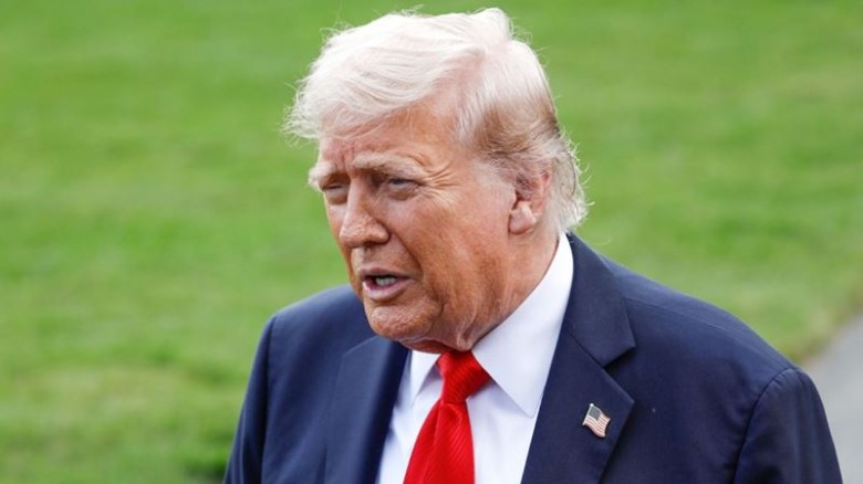 কাতারে ইসরাইলের হামলায় ‘বিশ্বাসঘাতকতা’ বোধ করেছেন ট্রাম্পের 