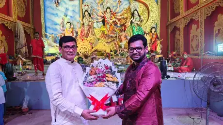 নারায়ণগঞ্জের সোনারগাঁয়ে দুর্গাপূজার সপ্তমী অঞ্জলি অনুষ্ঠান প