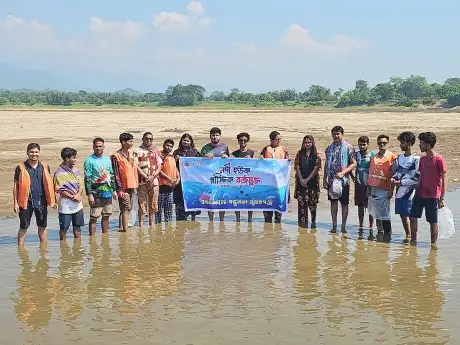 চলতি নদী রক্ষায় সুনামগঞ্জে বন্ধুসভার পরিচ্ছন্নতা অভিযান