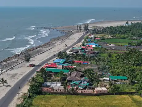 কক্সবাজারে নিয়ম লঙ্ঘন করে চলছে অর্ধশতাধিক হোটেল ও রিসোর্ট