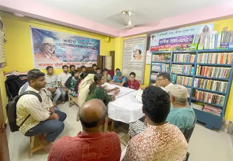 দিনাজপুর বন্ধুসভার আয়োজনে মুক্তিযুদ্ধের স্মৃতি শোনালেন বীর ম