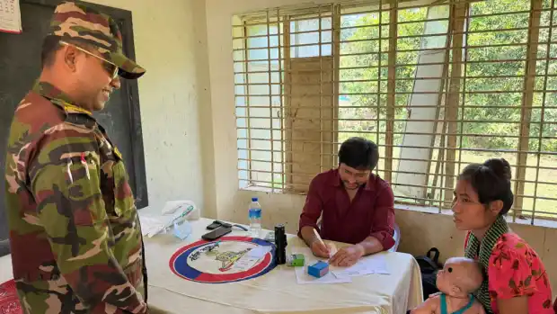 লক্ষ্মীছড়ি সেনা জোনের উদ্যোগে পাহাড়ি জনপদে চিকিৎসাসেবা প্রদা