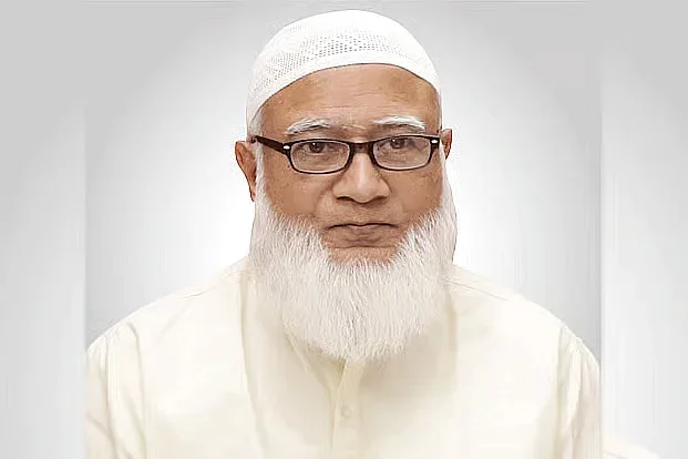 উচ্চপদস্থ পুলিশ কর্মকর্তার বাড়িতে অসামাজিক কর্মকাণ্ডে উদ্বেগ