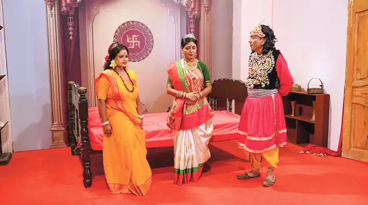 শারদীয় দুর্গোৎসবের বিজয়া দশমীতে টেলিভিশন চ্যানেলে বিশেষ অনুষ