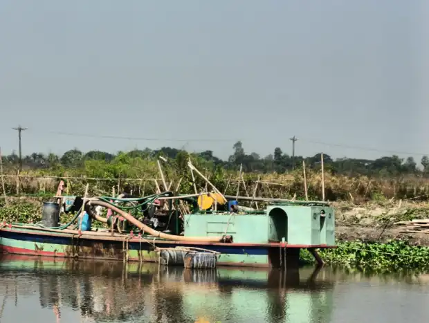 মুন্সীগঞ্জে ভ্রাম্যমাণ আদালতের অভিযানে অবৈধ বালু উত্তোলনের দ