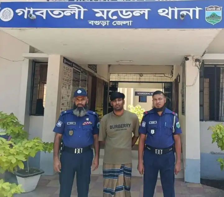 চার মামলার আসামি সাবেক ছাত্রলীগ নেতা রাদিয়াদ বগুড়া থেকে গ্রে