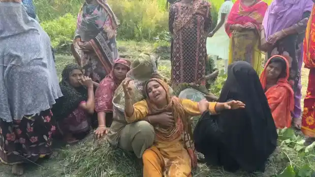 সিংগাইরে যুবকের ঝুলন্ত মরদেহ উদ্ধার পুলিশের, রহস্য উন্মোচনে 
