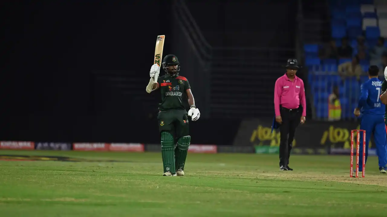 আফগানদের বিপক্ষে ১৬০ রানে গুটিয়ে যাওয়ায় টুর্নামেন্ট থেকে বিদ