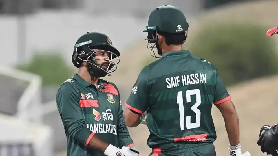 বিশ্বকাপের আগে ব্যাটিং বিপর্যয়ে চিন্তায় সমর্থকরা