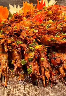 উত্তরায় ভোজনরসিকদের টানে আন্তর্জাতিক কারি উৎসব...