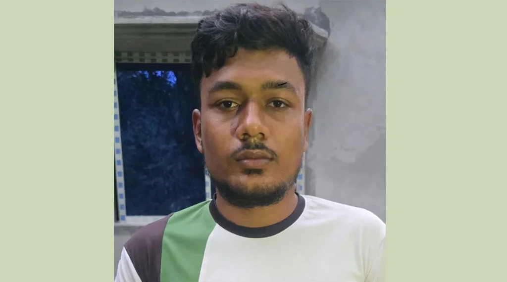 পিতা-পুত্র আটক: রুয়েটের গাড়ি ঘিরে ফেলার ঘটনায় নতুন মোড়
