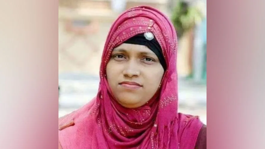 দাউদকান্দির সাবেক নারী ভাইস চেয়ারম্যান নিজ বাসা থেকে গ্রেপ্ত