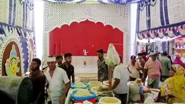 ফরিদপুরে দুই মন্দিরের পূজার্থীদের সংঘর্ষে ১০ জন আহত