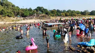 দীর্ঘ ছুটিতে মুখরিত সিলেট, প্রশাসনের নিরাপত্তা জোরদার