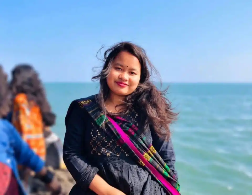 না ফেরার দেশে রাজশাহী বিশ্ববিদ্যালয়ের মাইক্রোবায়োলজির ছাত্রী চেসি...