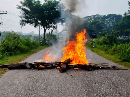 সাজেক অচলাবস্থা: খাগড়াছড়িতে নামল নিরাপত্তা বাহিনীর পাহারা