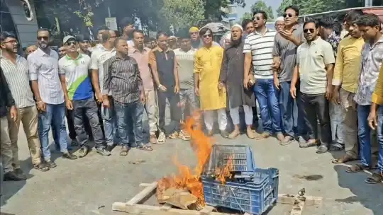 যুবদল নেতা হত্যা: দ্রুত গ্রেপ্তারের দাবিতে উত্তাল মাগুরা