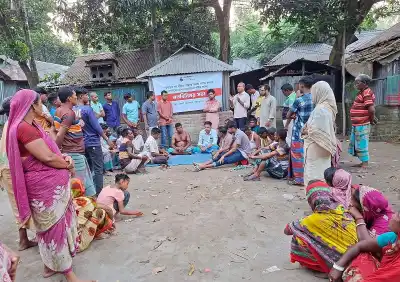 ক্ষতিকর জাল ব্যবহার বন্ধে গাইবান্ধায় জেলেদের সচেতনতা