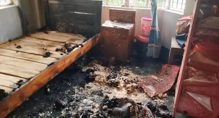 চাঁদপুরে গ্রামীণ ব্যাংকের শাখায় আগুন, তদন্তে পুলিশ