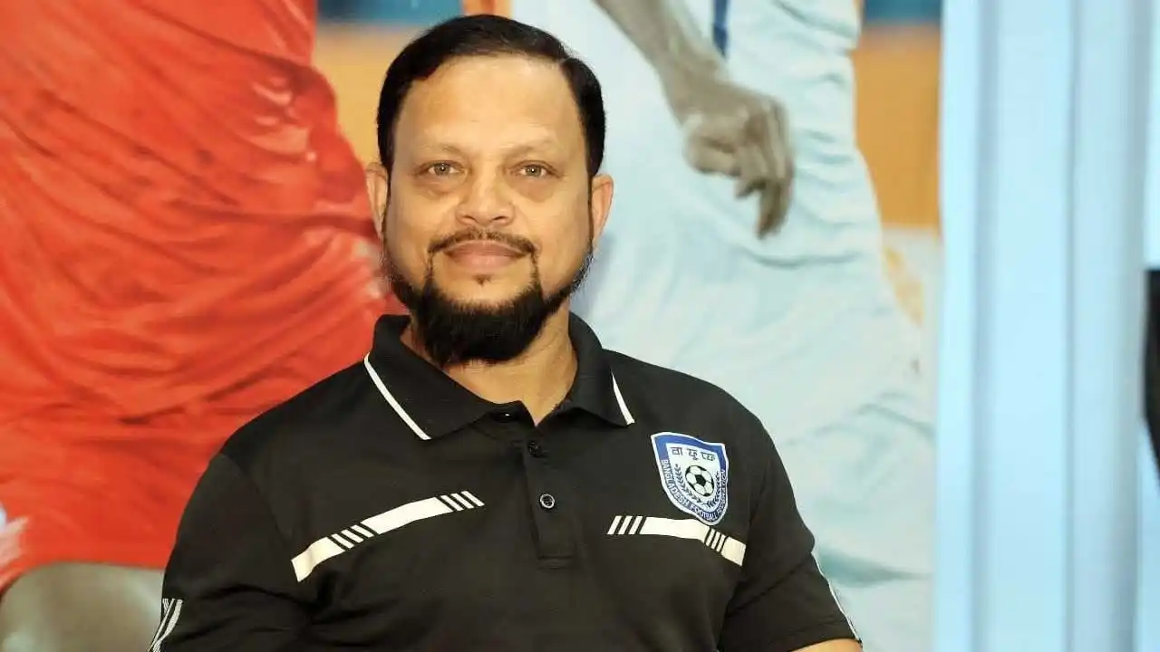 সহকারী কোচের পদ থেকে সরে দাঁড়ালেন সাবেক অধিনায়ক মামুন