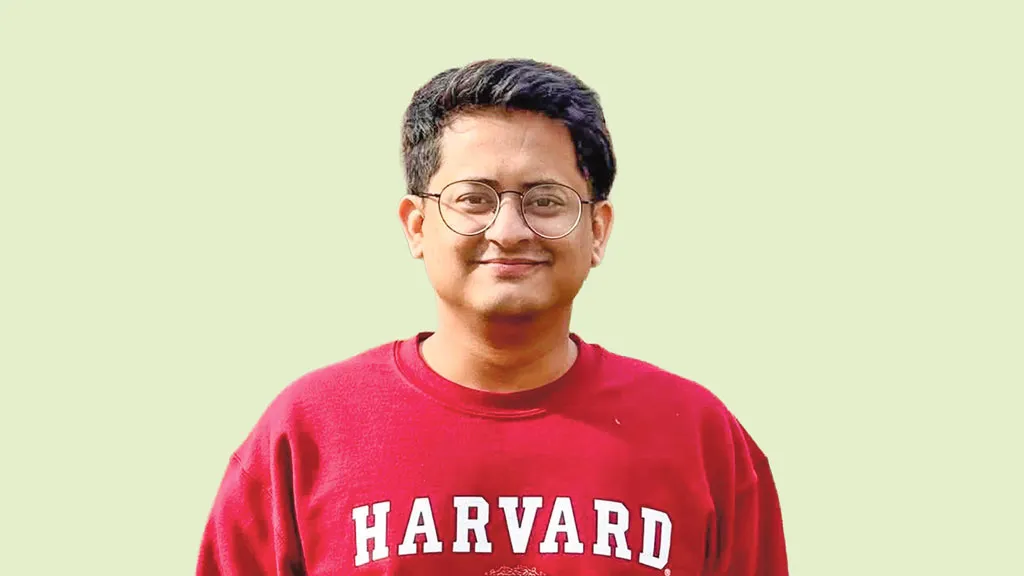 যুক্তরাষ্ট্রের উচ্চশিক্ষা ও হার্ভার্ডে ভর্তির অভিজ্ঞতা আসিফে