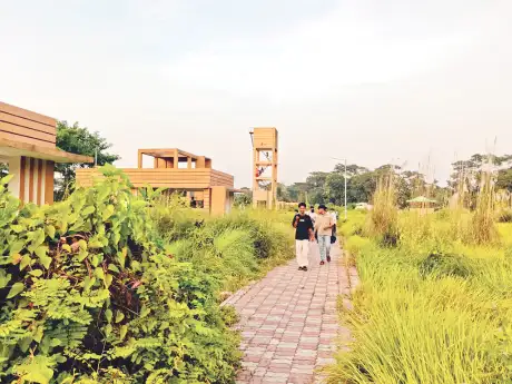 মাদারীপুরে বন্ধ থাকা ইকোপার্কের নানা সামগ্রী উধাও
