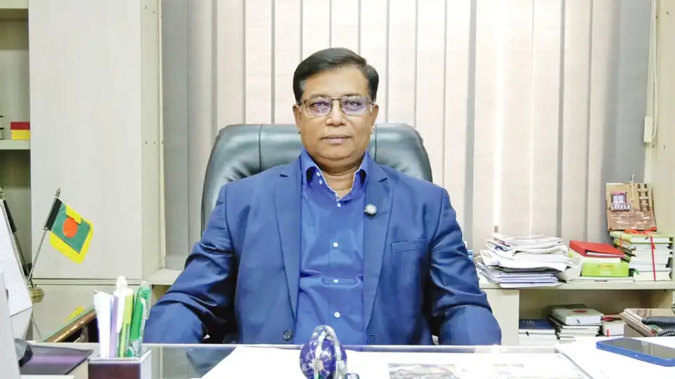 ইন্টার্নশিপের আওতায় আসবেন সব শিক্ষার্থী: ইউজিসি