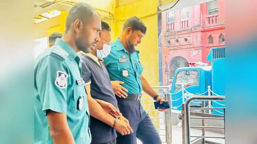 কারাগারে ওয়াকিল হোসেন বগা ও সহযোগীরা