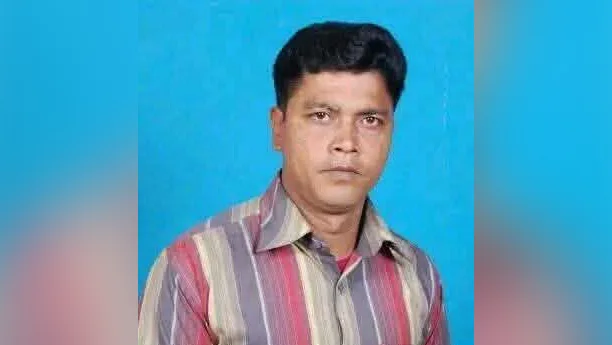 চক্রাখালী বাজারে যুবদল নেতার ওপর হামলা, খুলনা মেডিকেলে ভর্তি