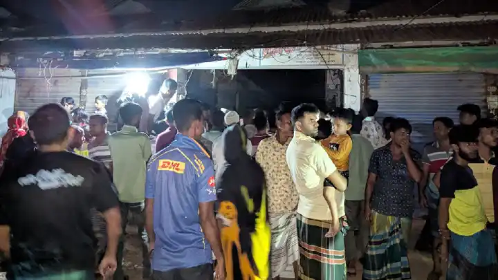 টাকা না পেয়ে ধাওয়া করে সেলুন ব্যবসায়ীকে হত্যা